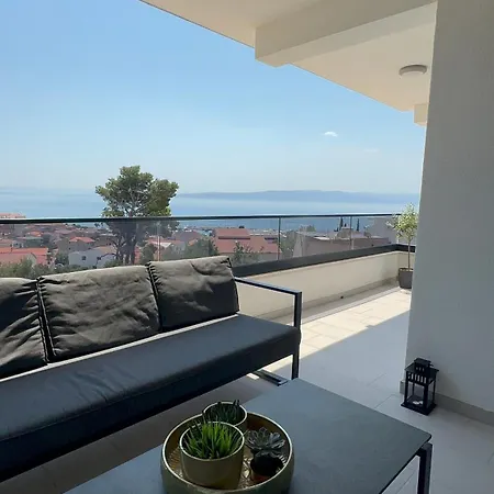 Laura Apartamento Baška Voda